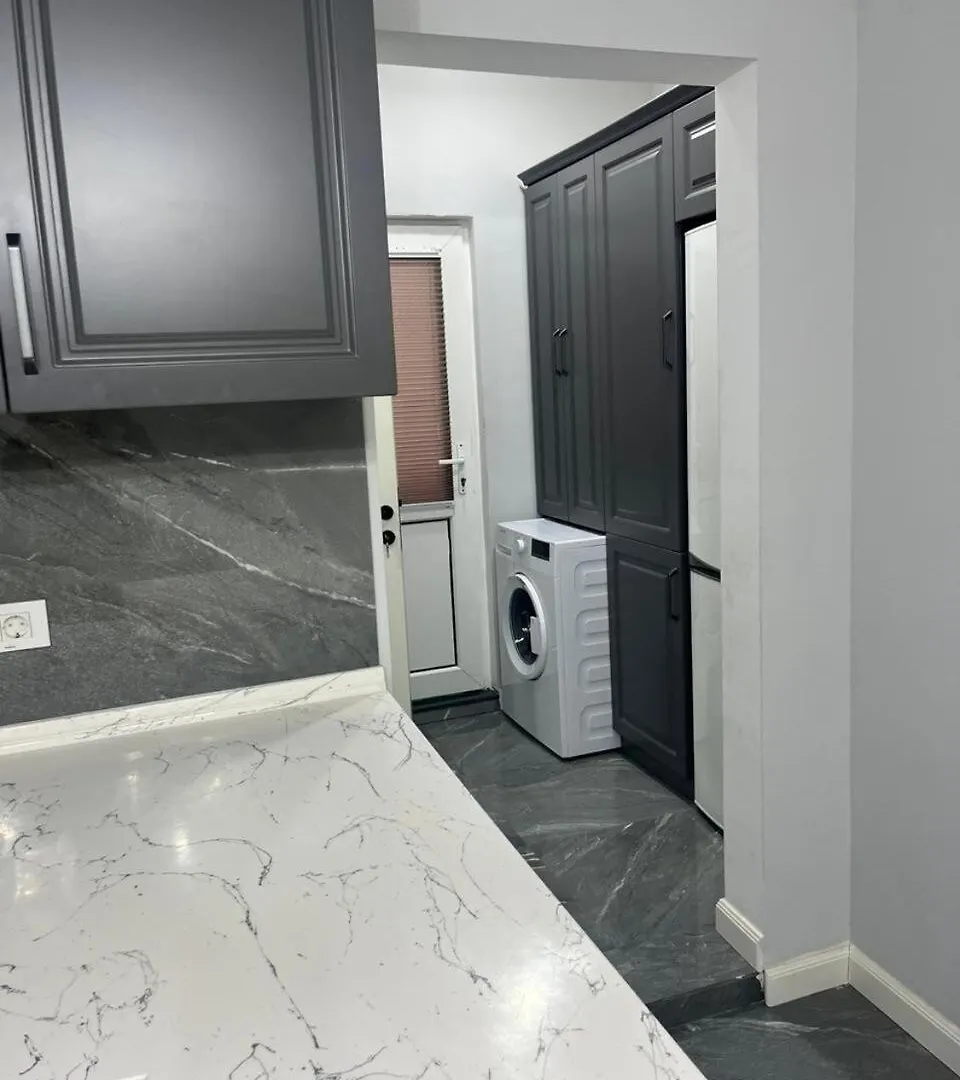 Vip Modern & Luxe Central Apartment Baky