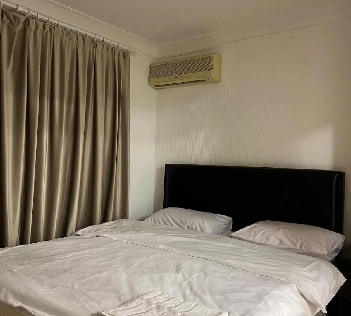Vip Modern & Luxe Central Apartment Baky